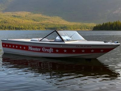 1984 MasterCraft Stars and Stripes, S&S, 19 Skier - Original Owner, Original PCM 351 Engine, 329 Hrs - Denver, CO