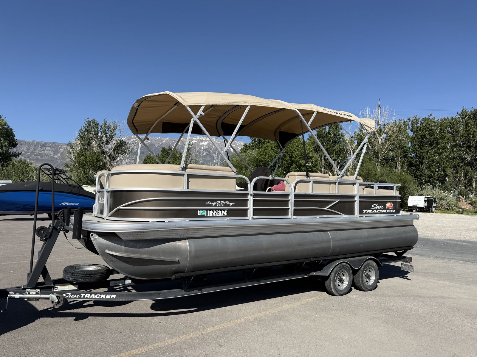 Party Barge Pontoon