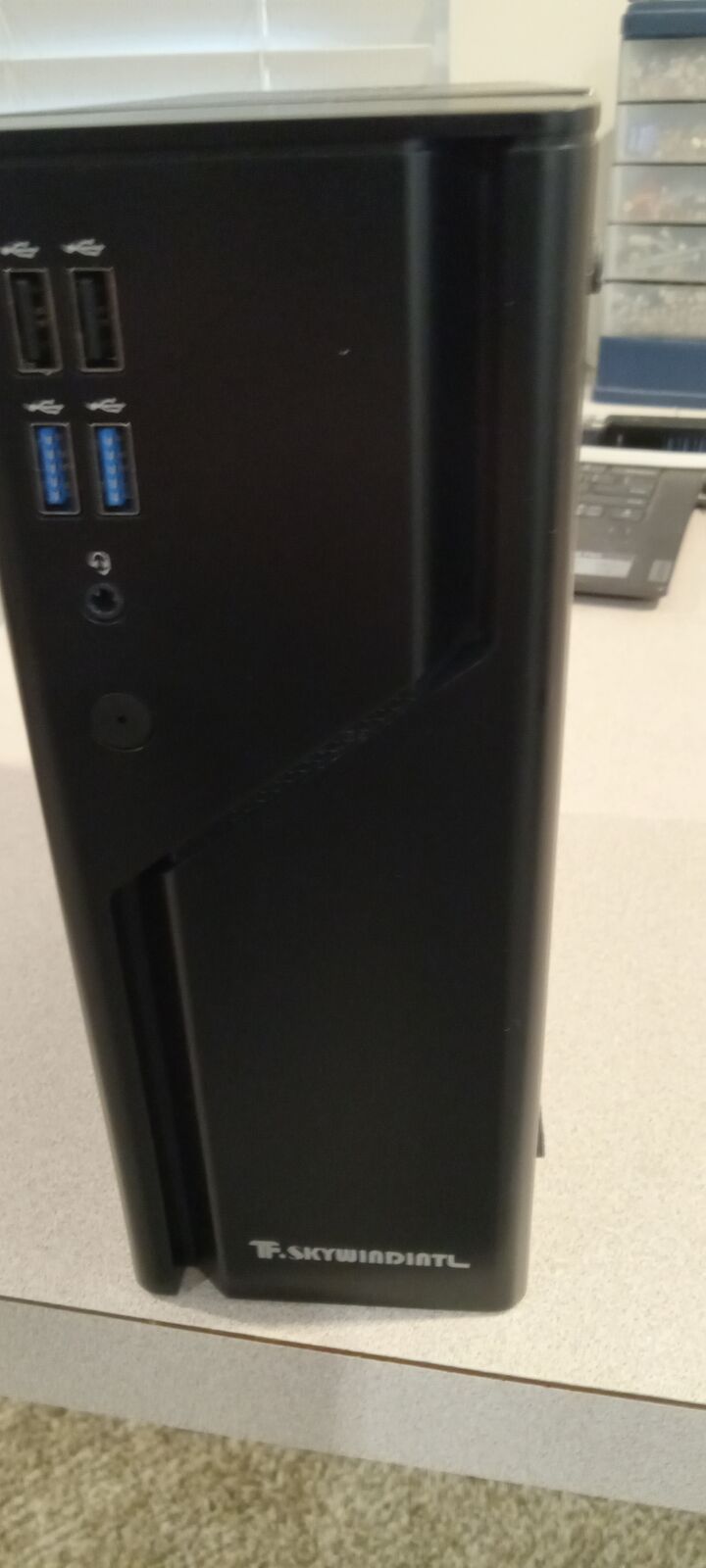 MINI DESKTOP I7 COMPUTER