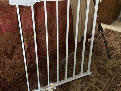 Baby gate