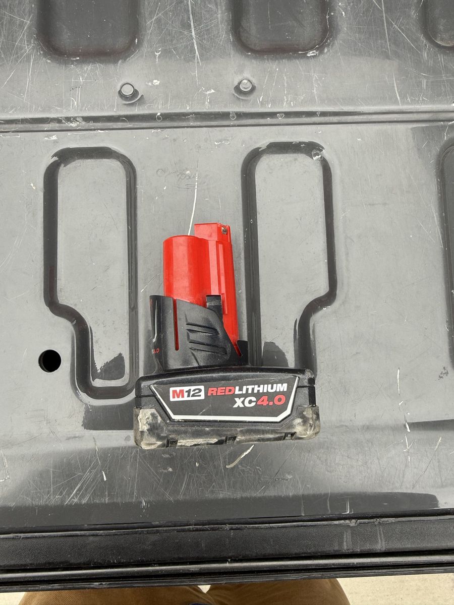 M12 Milwaukee 4.0 ah battery