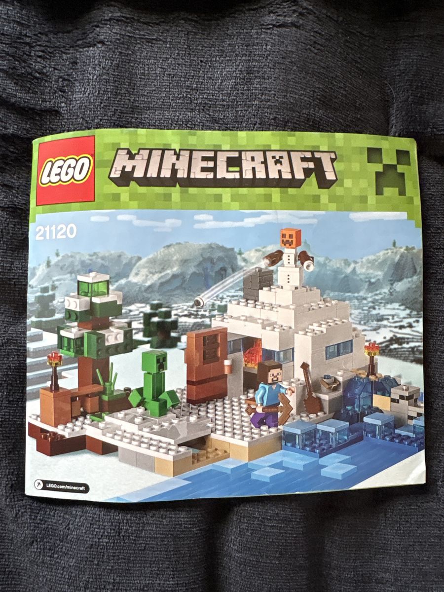 LEGO Minecraft 21120 Snow Hideout Building Set - Complete with Minifigures & Instructions