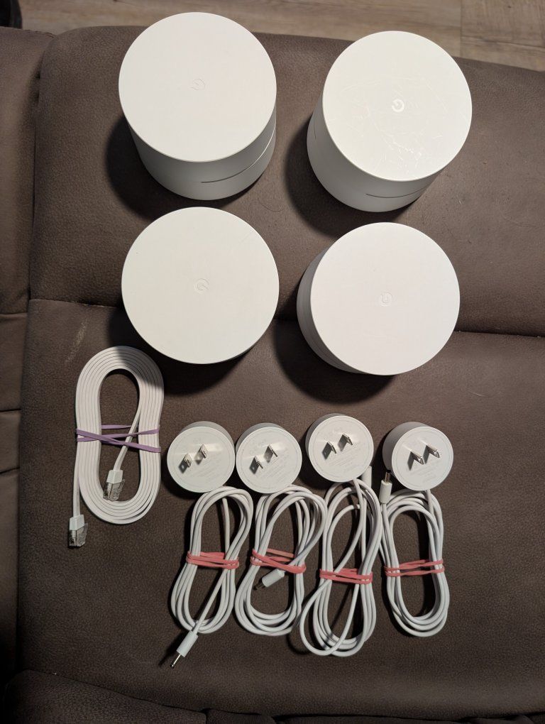 Google WiFi mesh AC-1304 4 pack