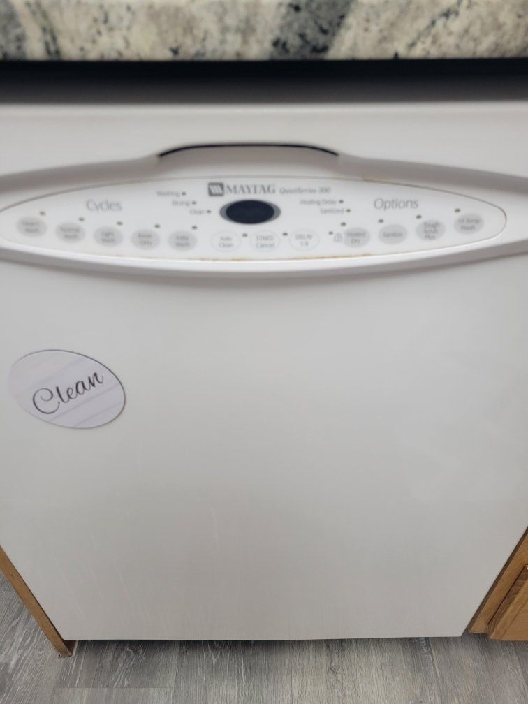 Maytag QuietSeries 300 Built-In Dishwasher White