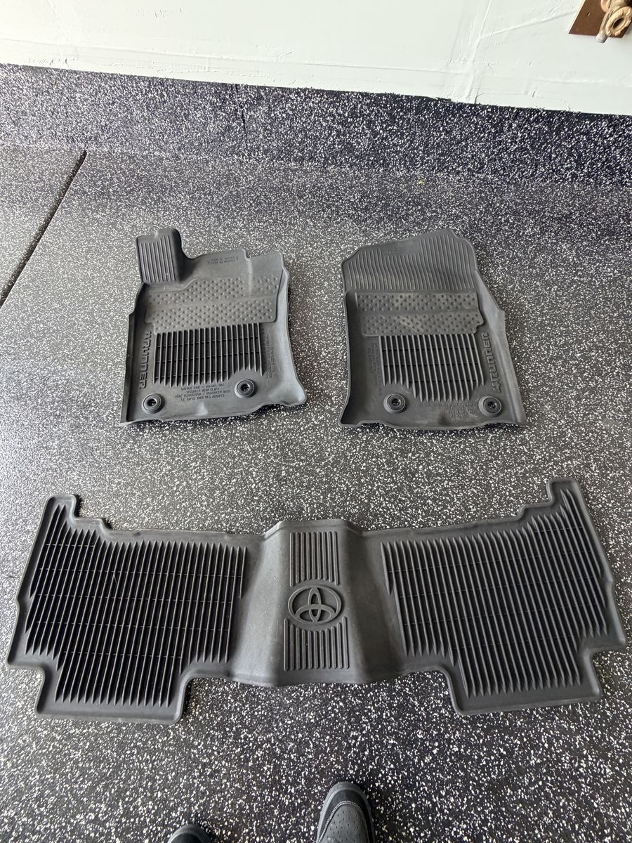 5th generation 4Runner all weather mats