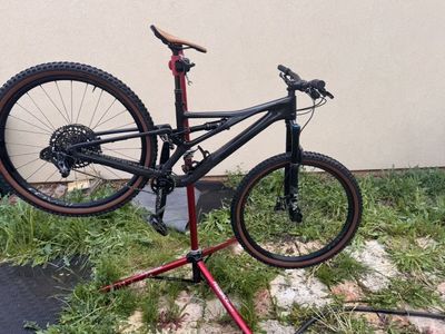 2022 Specialized Stumpjumper Full Suspension Mountain Bike Carbon