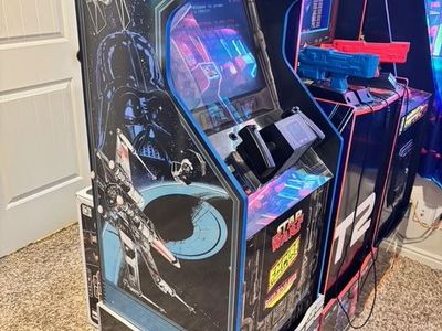 Star Wars Arcade Cabinet
