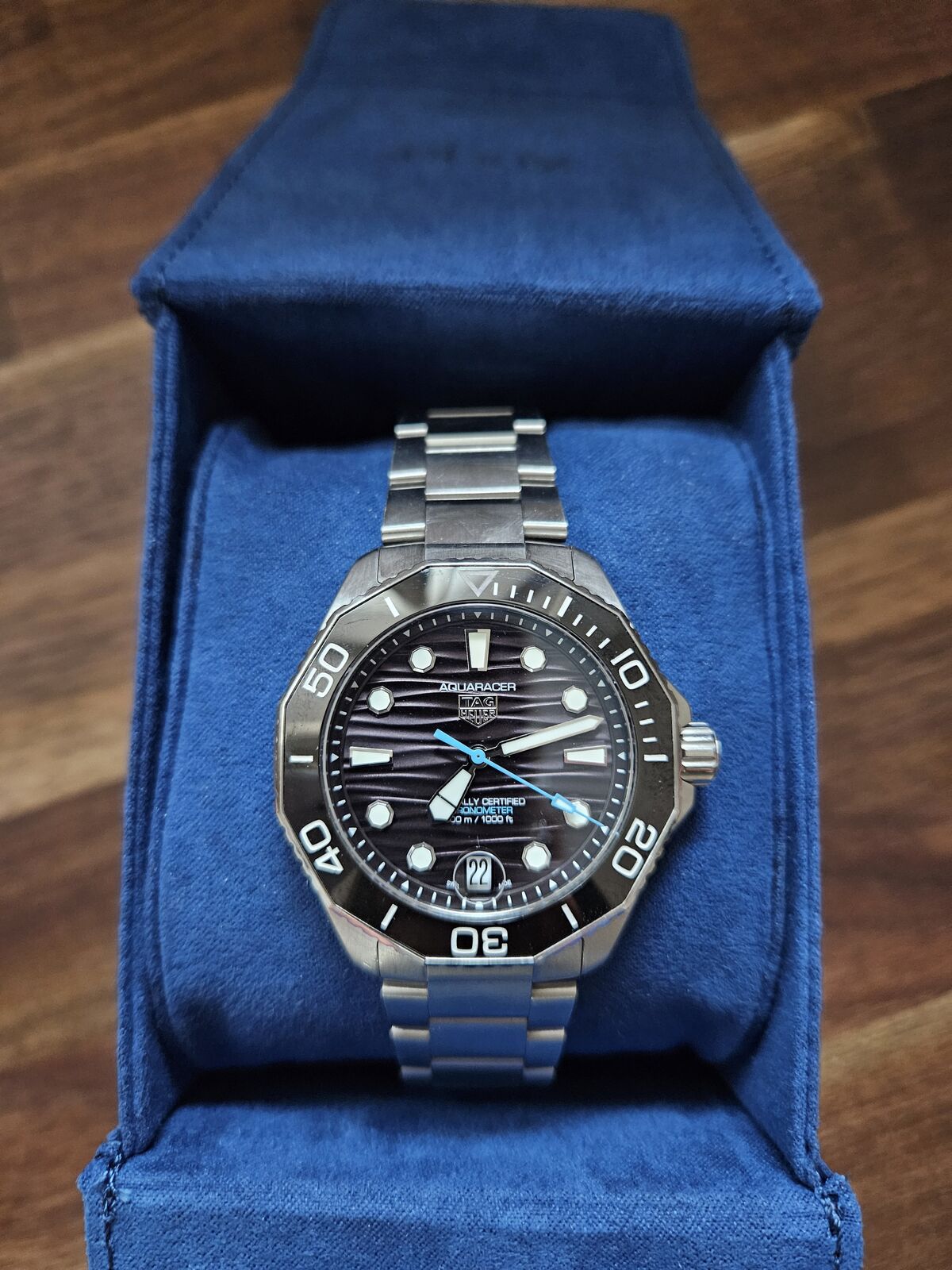 TAG Heuer Aquaracer Professional 300 Date Swiss Dive Watch Certified Chronometer