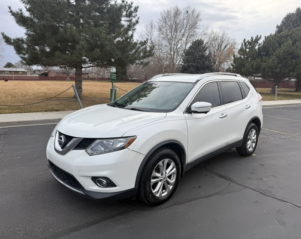 2015 NISSAN ROGUE SV