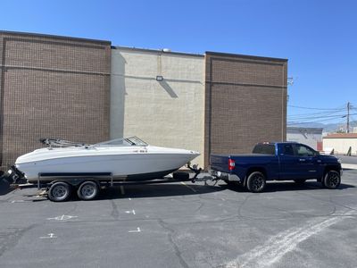Sea Ray 210
