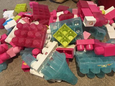 Megabloks building set