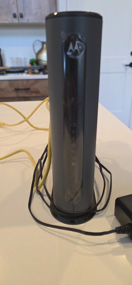 Motorola MG7540 16x4 DOCSIS 3.0 Cable Modem plus AC1600 Router