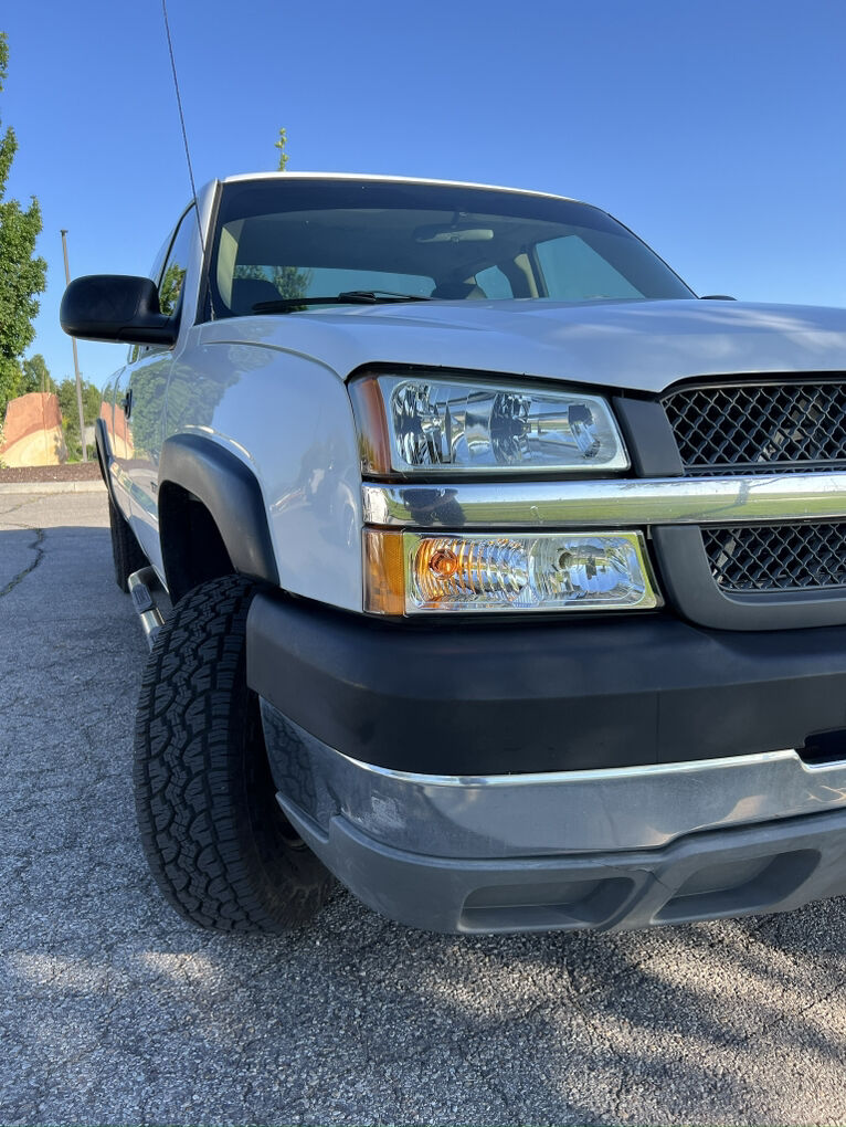 2004 Chevrolet Silverado 2500HD Work Truck