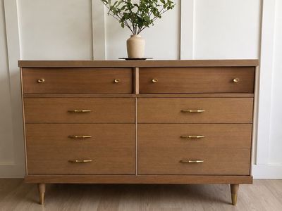 Beautiful Refinished Basset Tan Washed 6-Drawer Mid Century Dresser