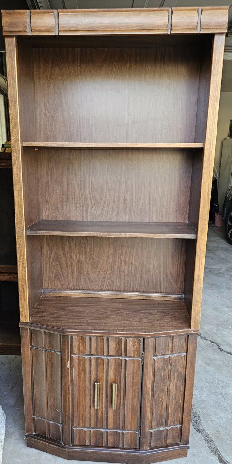 Book case - Taylorsville