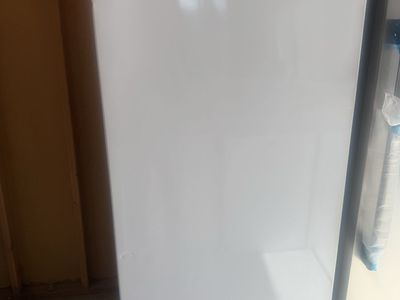 Kenmore KLFU021AWD0 White Upright Stand Up Freezer 20.8 Cu. Ft.