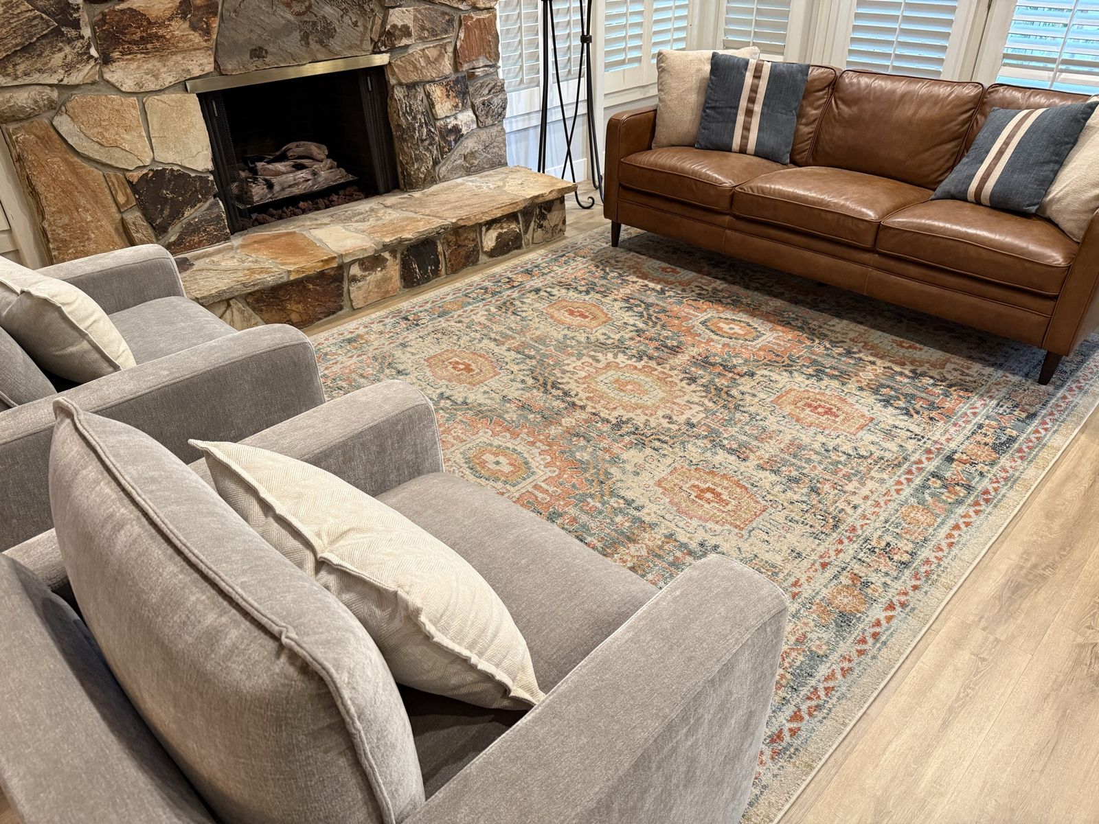 2 large beautiful matching rugs 