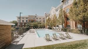 Full Year Lease - Apartment - Wolverine Crossing - Orem - near UVU