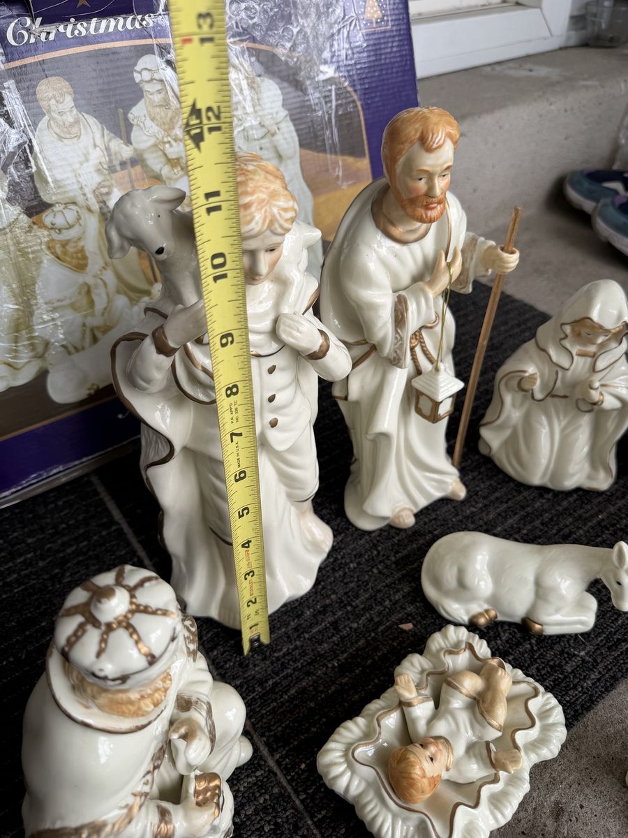 Main image 3