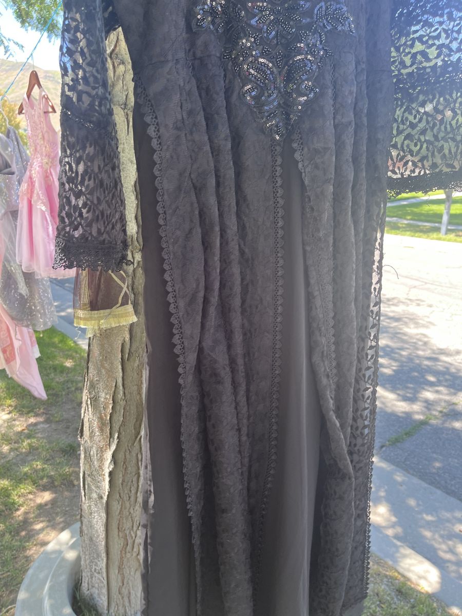Online garage sale ….Black Long Sleeve Embroidered Formal Dress With Lace Detail