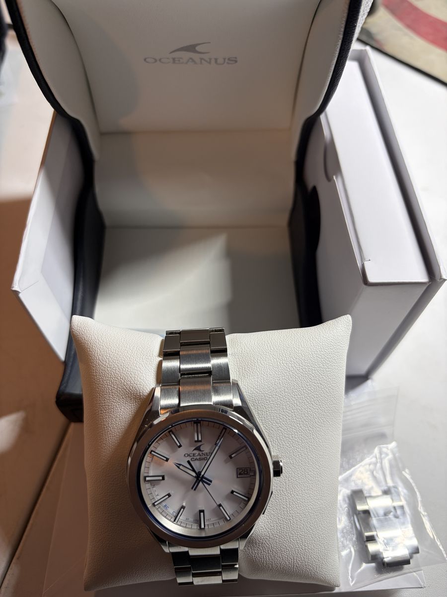 Casio Oceanus OCW-T200S-7AJF Solar Atomic Bluetooth Watch w/ Box & Papers