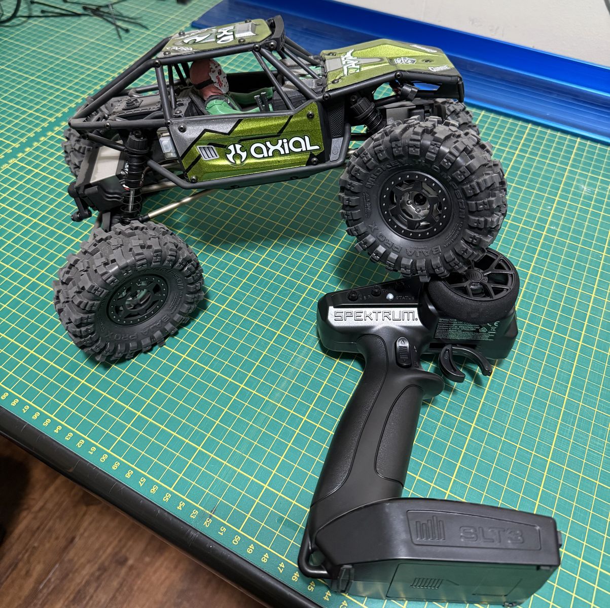 Axial 18th 4WS Mini Capra