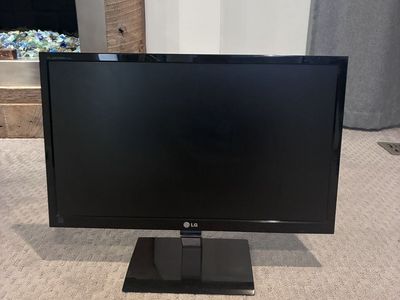 22 inch LG Monitor