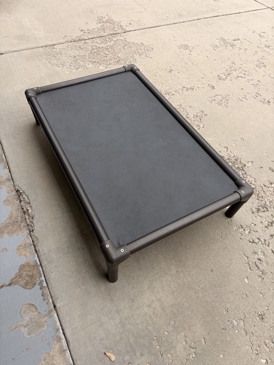 Kuranda Standard Dog Bed – 44x27 (Used, Great Condition)