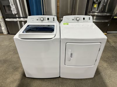 INSIGNIA TOP LOAD WASHER AND ELECTRIC DRYER SET
