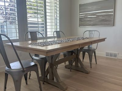 Farmhouse table with built in leaf extension