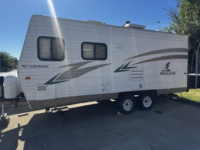 2006 Fleetwood Mallard 180CK Travel Trailer - 22' Bumper Pull RV, Sleeps 4-6