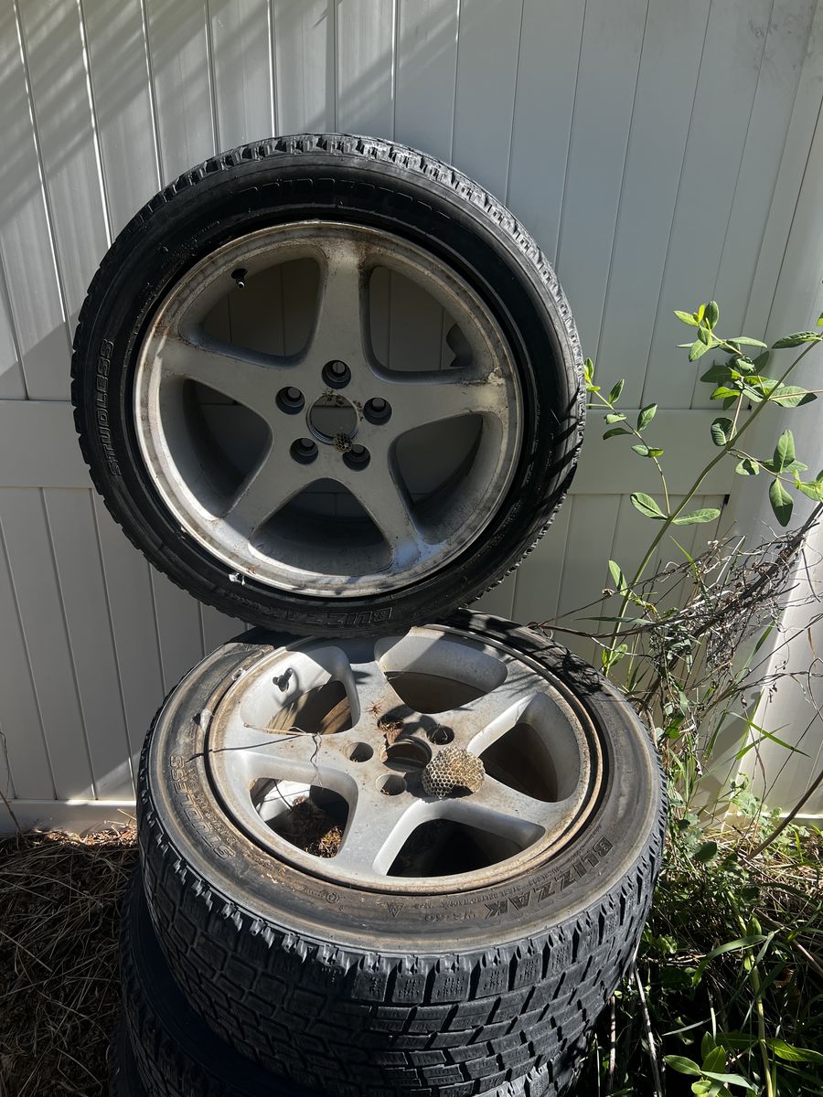 Set Of 4 Mustang wheels and tires 17x8