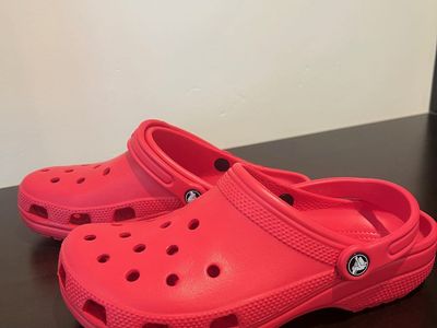 New! Red Crocs, classic clog