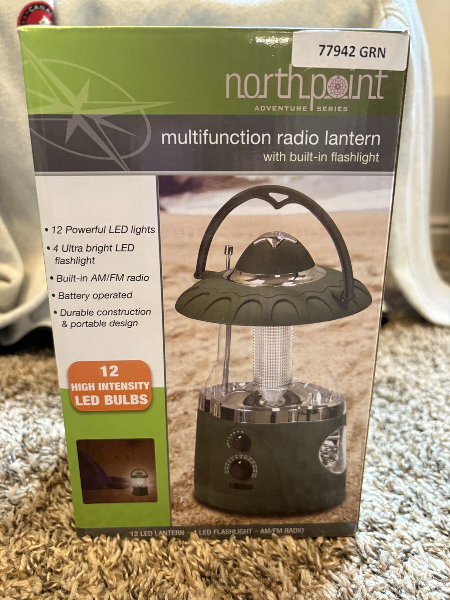 Northpoint multifunction radio lantern/built-in flashlight