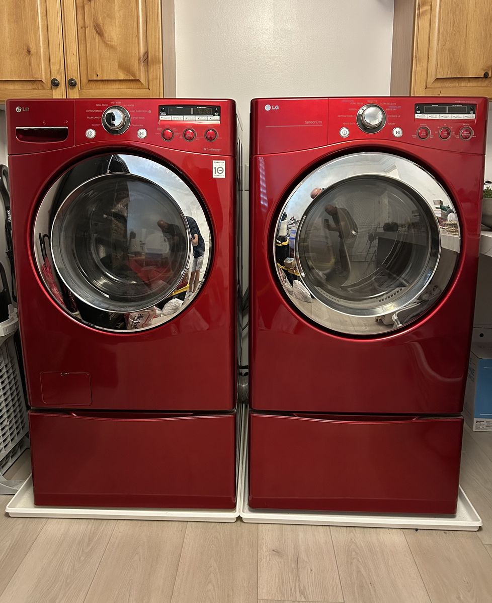 LG Front Load Washer and Dryer with Pedestals