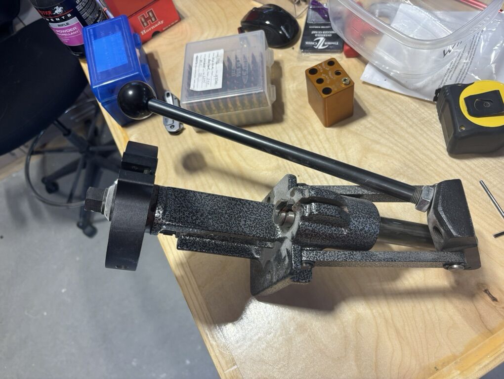 Lyman 6 Turret Reloading press