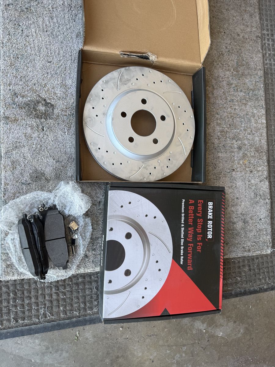 Rotors and pads for 2011-16 Jeep Grand Cherokee