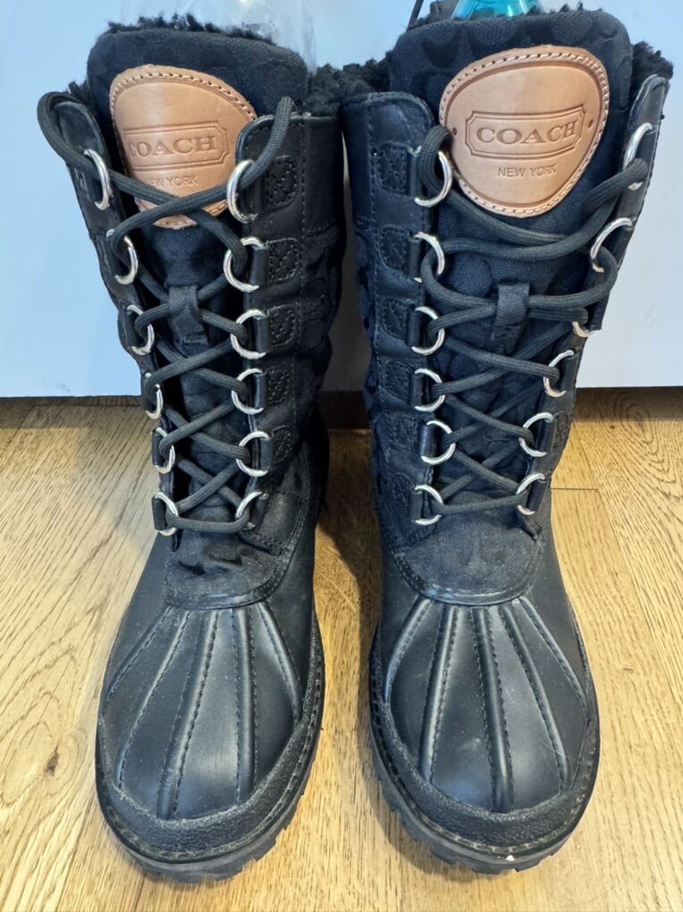 Coach Laura Black Lace-Up Winter Boot  Size 6.5