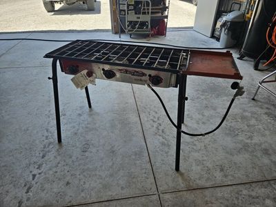 Camp Chef Big Gas Grill 3 Burner