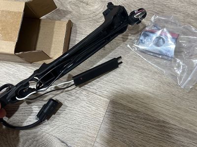 Free Nissan Leaf Door Handle Parts New