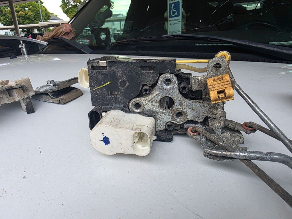 Main image 2