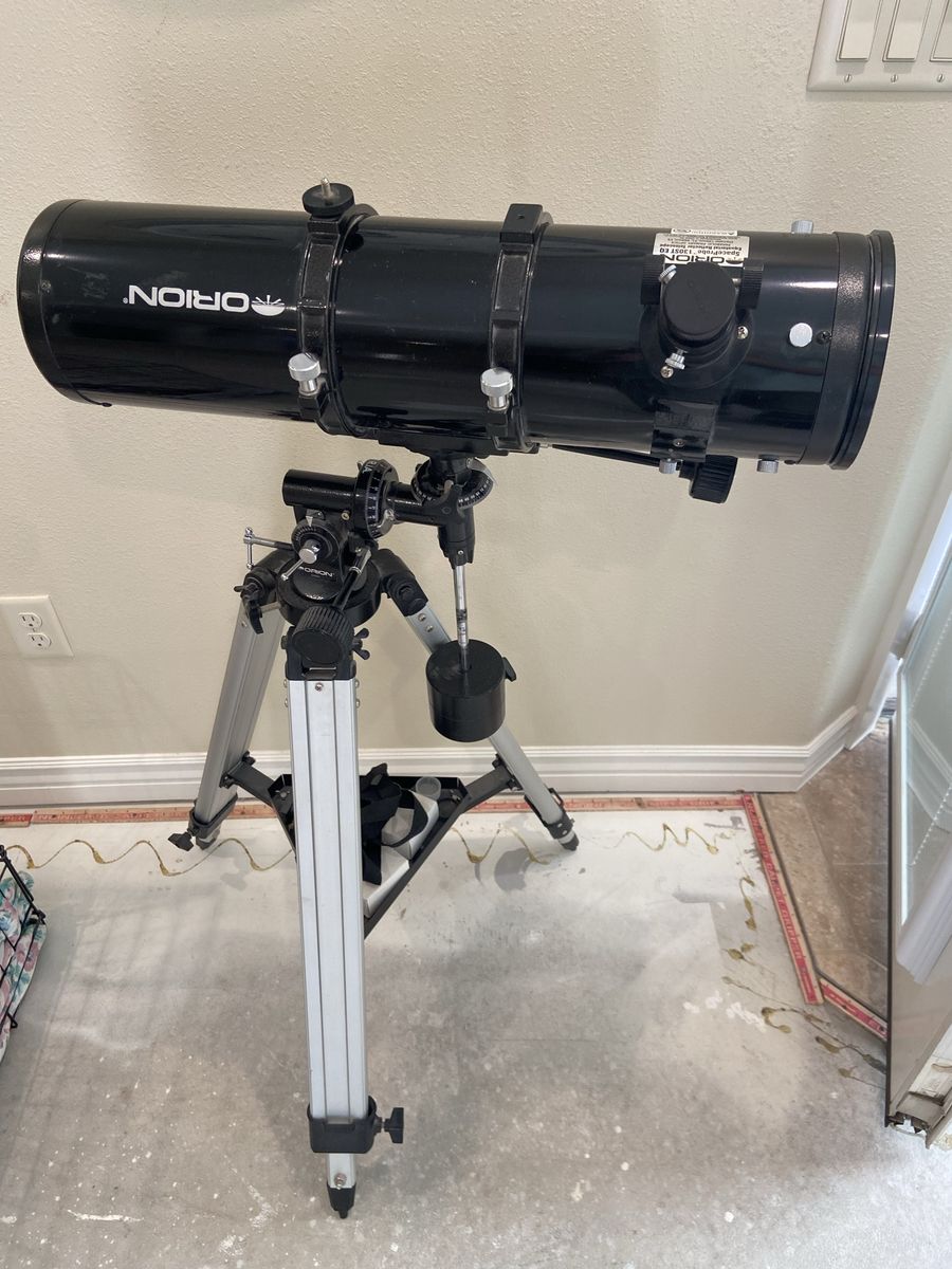 Orion space probe 130 st EQ telescope