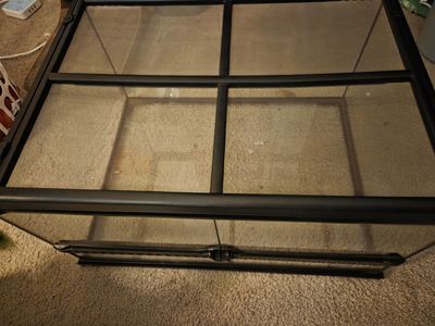 Reptile enclosure, habitat, terrarium, tank