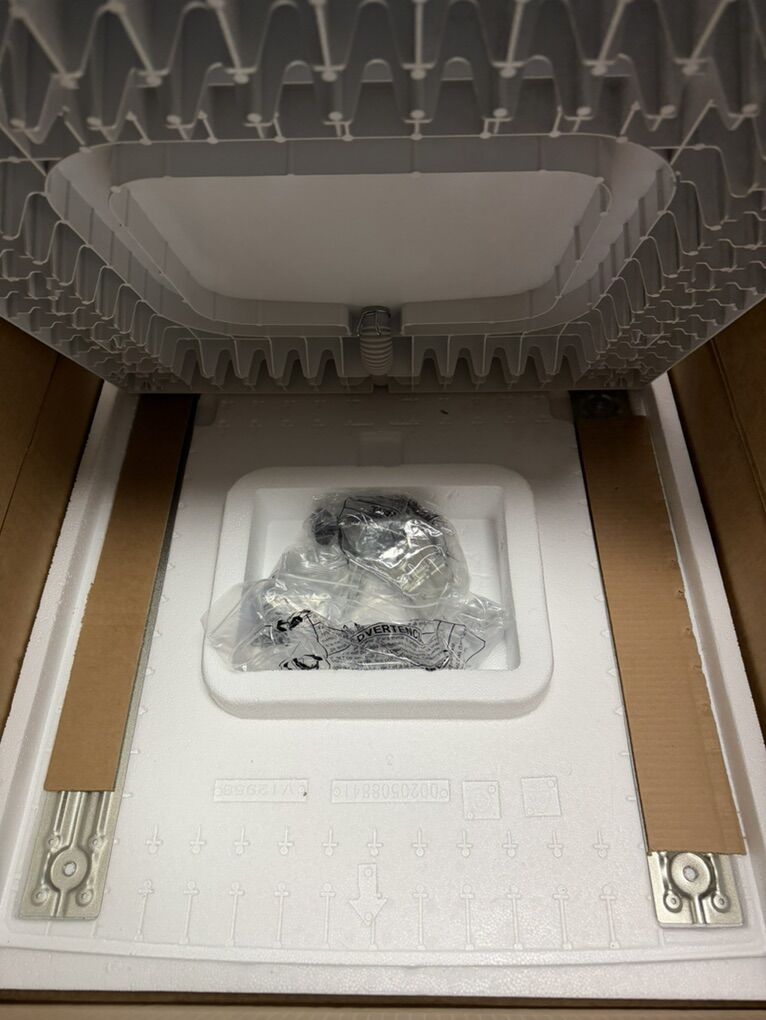 GE 4 ADA Washer/Dryer Riser + Drip Pan 24 W New