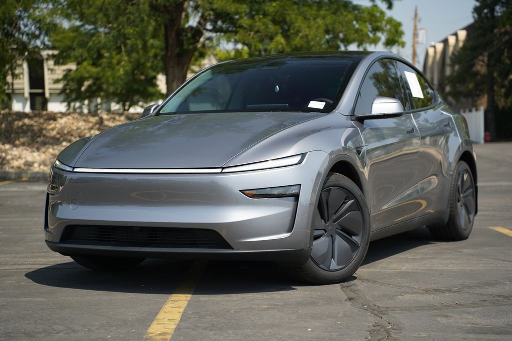 2026 Tesla Model Y Long Range