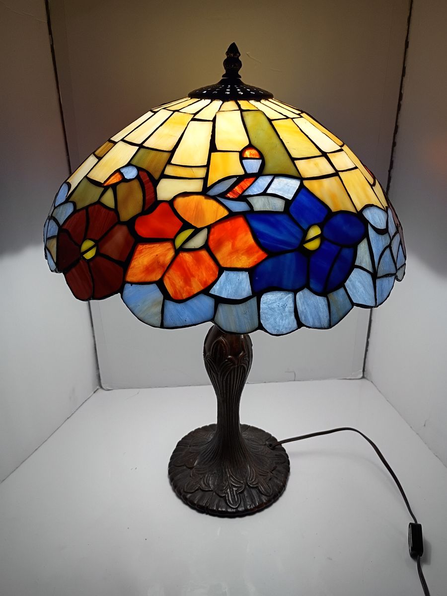 Tiffany Style Table Lamp Stained Floral Bronze Base 23" Inches Tall