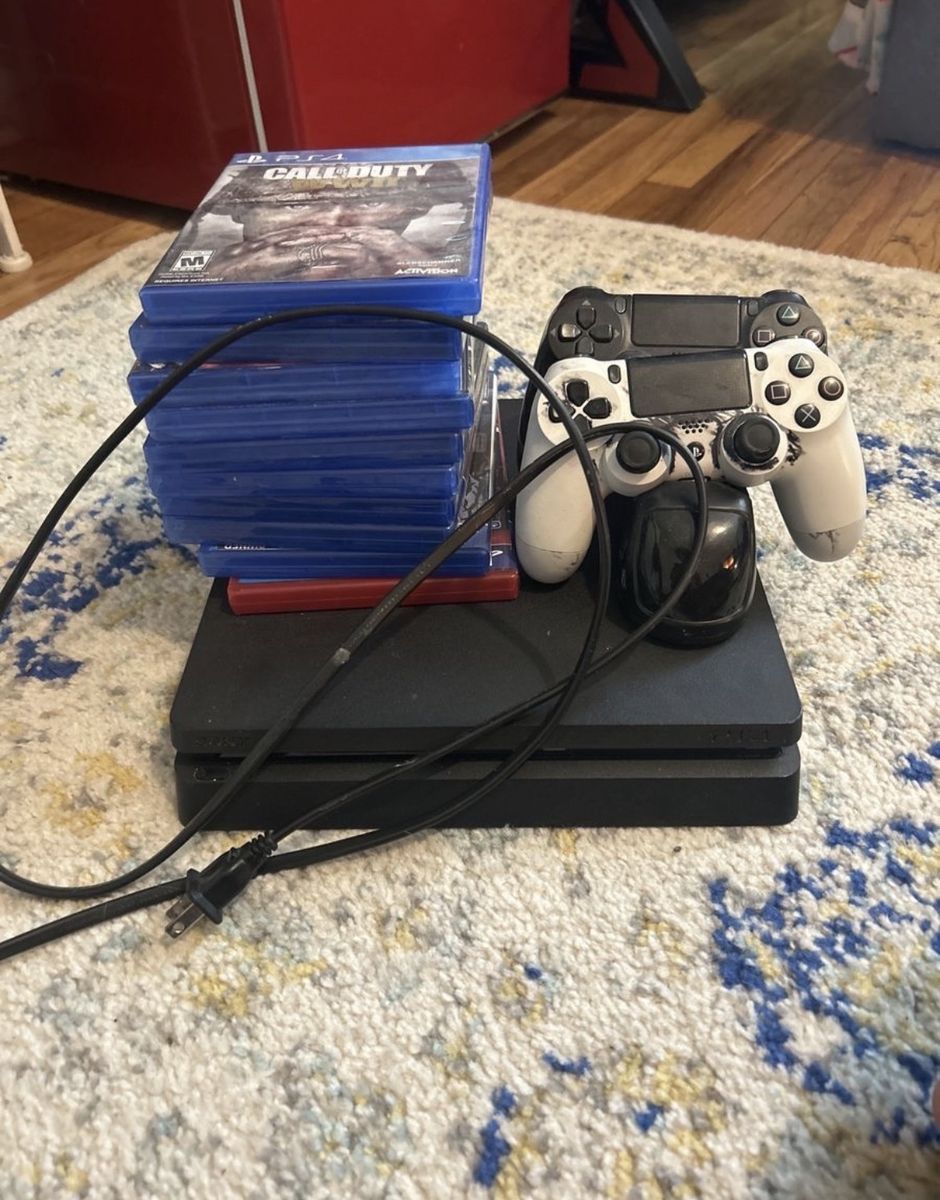 Ps4 Console Bundle with Controller and 10 PS4 Games