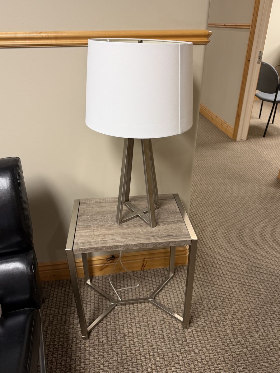 End table