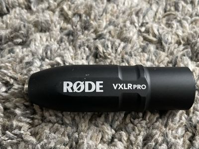 RØDE VXLR Pro TRS to XLR Converter Adapter - Phantom Power Interface
