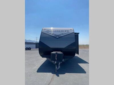 New 2026 CrossRoads Zinger 260BH